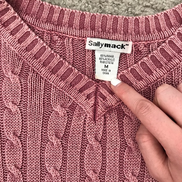 Sally Mack Sweater - Picture 3 of 4